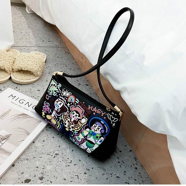 fashion underarm bag tide 2020 summer style graffiti shoulder bag fashion personality all-match european and american retro 
fashion underarm bag tide 2020 summer style graffiti shoulder bag fashion personality all-match european and american retro