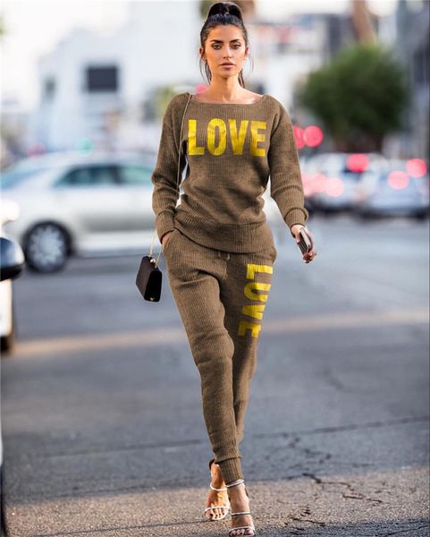 autumn women tracksuit designer knitted pullover sweater trousers outfit two piece clothing set sweater legging pants suit s-2xl e122106, White
autumn women tracksuit designer knitted pullover sweater trousers outfit two piece clothing set sweater legging pants suit s-2xl e122106, White