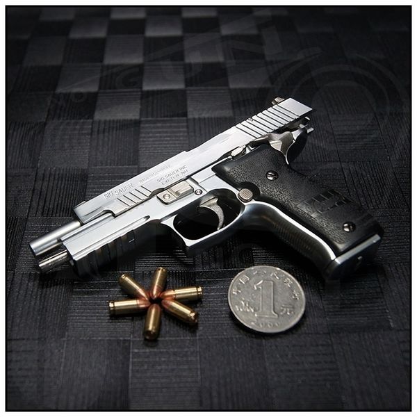 45441:2.05 alloy metal p226 miniature model gun pistol toy detachable cartridge case throwing can not shoot collection boy gift
45441:2.05 alloy metal p226 miniature model gun pistol toy detachable cartridge case throwing can not shoot collection boy gift