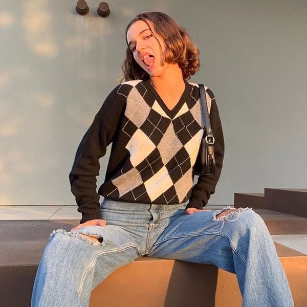 england style argyle y2k knitted sweaters women black 90s plaid knitwear v neck long sleeve autumn winter pullover jumpers 201203, White;black
england style argyle y2k knitted sweaters women black 90s plaid knitwear v neck long sleeve autumn winter pullover jumpers 201203, White;black