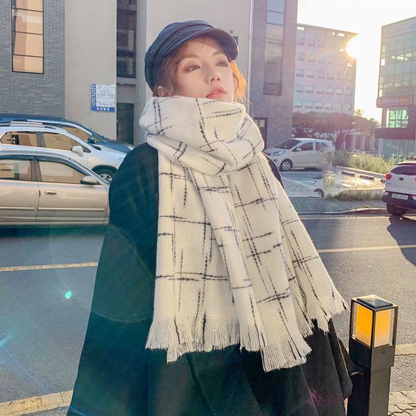 small fragrant scarf women autumn winter korean version versatile british lovely girl students thick warm shawl knitting, Blue;gray
small fragrant scarf women autumn winter korean version versatile british lovely girl students thick warm shawl knitting, Blue;gray