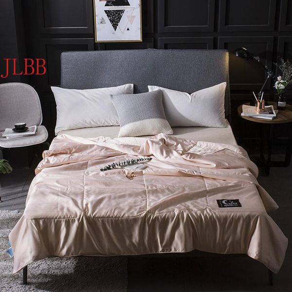 imitated silk quilts summer throw quilt 1pc bed patchwork duvet grey thin comforter home bedspread applique blanket 1pc luxuries
imitated silk quilts summer throw quilt 1pc bed patchwork duvet grey thin comforter home bedspread applique blanket 1pc luxuries