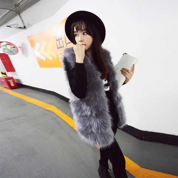 new 2020 winter women's thick warm faux fur vest fashion o-neck short fur coat for women outwear, Black
new 2020 winter women's thick warm faux fur vest fashion o-neck short fur coat for women outwear, Black