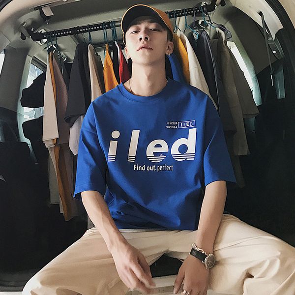 t-shirt men's fashion brand personality 2019 trend printed words quarter sleeve summer student loose top, White;black
t-shirt men's fashion brand personality 2019 trend printed words quarter sleeve summer student loose top, White;black