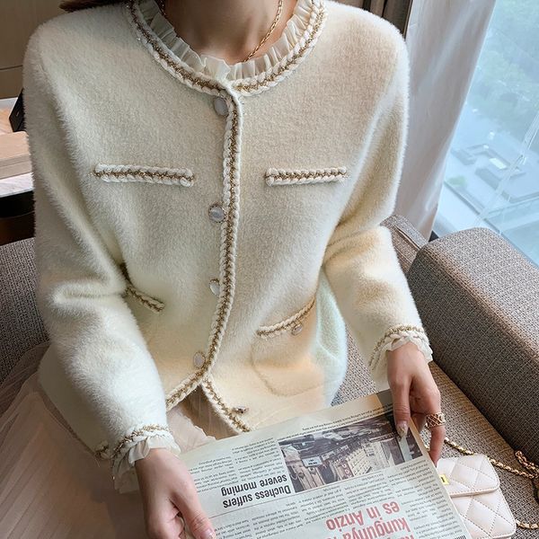 2021 new women's blouses vison vintage cashmere turtlenecks sweet, loose, thick cardigan cords hairy high street single jackets xcvh, White;black 
2021 new women's blouses vison vintage cashmere turtlenecks sweet, loose, thick cardigan cords hairy high street single jackets xcvh, White;black