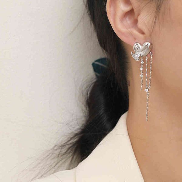 2021 new popular 925 silver needle fashion personality love tassel long earrings women's korean minimalist cold wind, Golden
2021 new popular 925 silver needle fashion personality love tassel long earrings women's korean minimalist cold wind, Golden