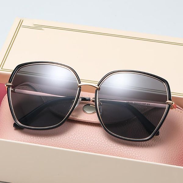 sunglasses women polarized sunglasses luxury crystal ladies brand designer sun glasses eyewear for women female 6190, White;black
sunglasses women polarized sunglasses luxury crystal ladies brand designer sun glasses eyewear for women female 6190, White;black