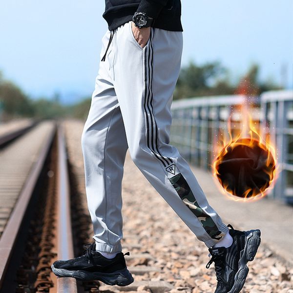 men's young people's 2020 plush loose legged trend students' autumn and winter sports casual pants, Black
men's young people's 2020 plush loose legged trend students' autumn and winter sports casual pants, Black
