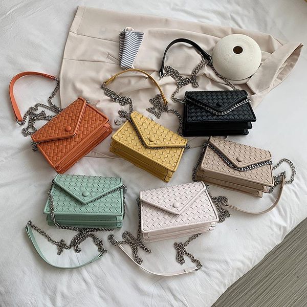 2020 new fashion chain women's bag all-match messenger bag women's pu portable square sling
2020 new fashion chain women's bag all-match messenger bag women's pu portable square sling