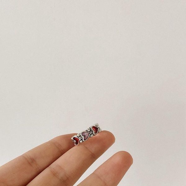 aomu ins fashion red black heart chain metal vintage rings for personality women girls new design party jewelry gifts sqcxgy new_dhbest, Silver 
aomu ins fashion red black heart chain metal vintage rings for personality women girls new design party jewelry gifts sqcxgy new_dhbest, Silver