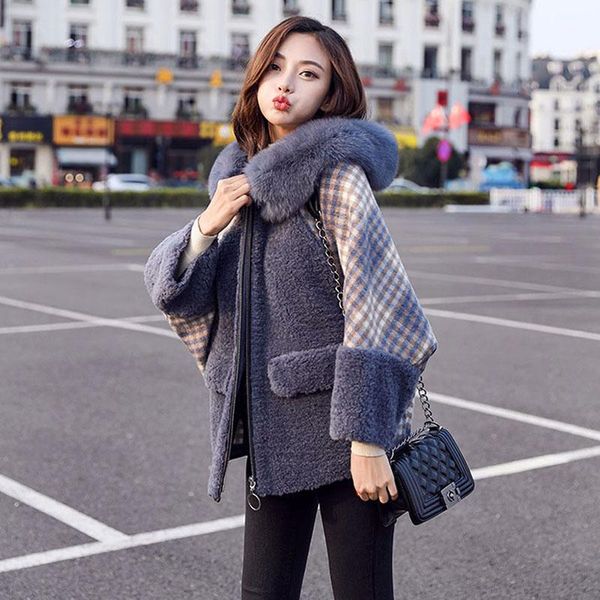 2019 new fashion winter short woolen coats women warm plaid loose coats with hat big fur collar thick woolen jacket coat hhpc261, Black
2019 new fashion winter short woolen coats women warm plaid loose coats with hat big fur collar thick woolen jacket coat hhpc261, Black