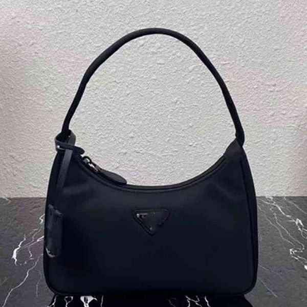 2022 factory outlet new hobo armpit half moon nylon middle ancient bill of lading shoulder method stick bag inverted triangular standard uak
2022 factory outlet new hobo armpit half moon nylon middle ancient bill of lading shoulder method stick bag inverted triangular standard uak