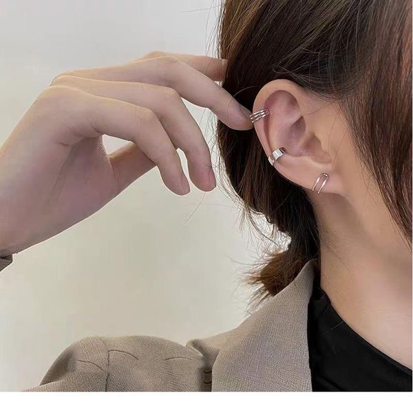 2pcs fashion gold simple cross clip earrings for women girls cute pearl cubic zirconia ear cuff clip without piercing qyljjk, Silver
2pcs fashion gold simple cross clip earrings for women girls cute pearl cubic zirconia ear cuff clip without piercing qyljjk, Silver