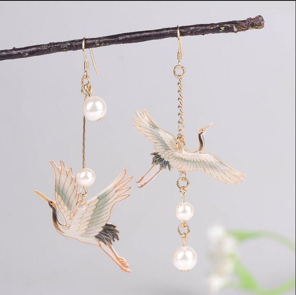 2020 new fashion style national style shrink crane tassel earrings han clothing retro temperament no ear hole earrings 150, Silver
2020 new fashion style national style shrink crane tassel earrings han clothing retro temperament no ear hole earrings 150, Silver
