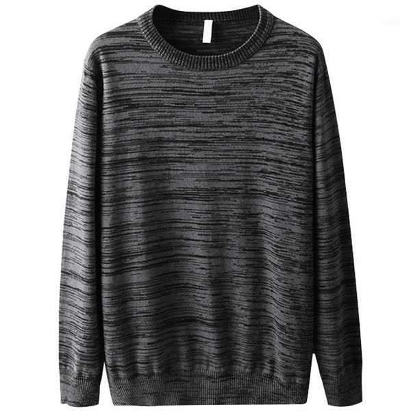 autumn and winter new men's knitting striped sweater fashionable all round collar men's sweater thin q62601, White;black
autumn and winter new men's knitting striped sweater fashionable all round collar men's sweater thin q62601, White;black