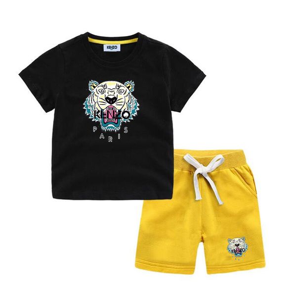 2021 tiger head fashion designer boy clothing designer short sleeve striped cotton short sleeve shorts children suit boy sports outfit set, White
2021 tiger head fashion designer boy clothing designer short sleeve striped cotton short sleeve shorts children suit boy sports outfit set, White