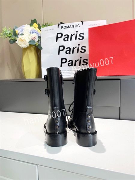 2022 men women martin boots designer winter shoes ankle half black white bordeaux wine red green pumpkin orange mens fashion platform boot b
2022 men women martin boots designer winter shoes ankle half black white bordeaux wine red green pumpkin orange mens fashion platform boot b