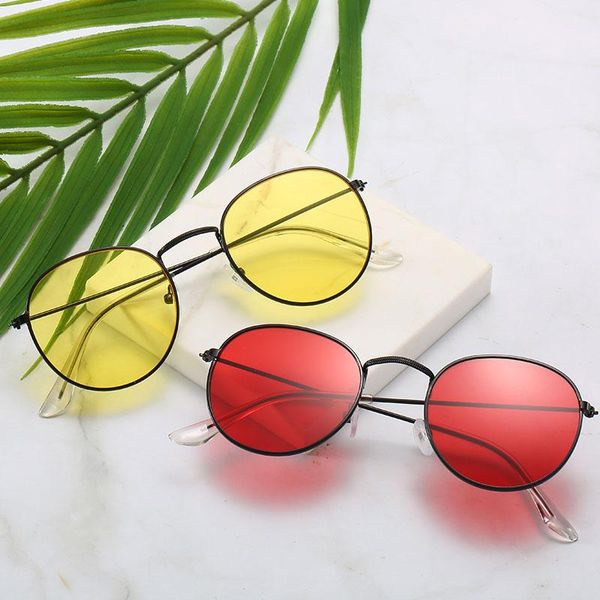 sunglasses ladies 2021 fashionable with round metal frame glasses accessories suitable for a variety of occasions and wear uv400, White;black
sunglasses ladies 2021 fashionable with round metal frame glasses accessories suitable for a variety of occasions and wear uv400, White;black
