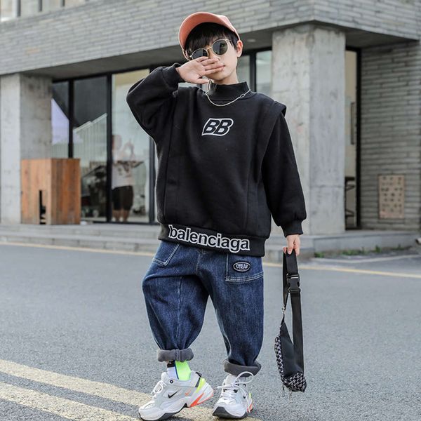 2020 new children's foreign sle warm sweater pullover autumn and winter cloth boys' plush bottom coat, Black 
2020 new children's foreign sle warm sweater pullover autumn and winter cloth boys' plush bottom coat, Black