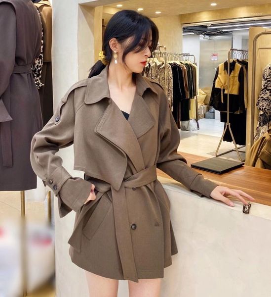 women's trench coats quality autumn winter coat woman 2021 loose medium length windbreaker small and thin fashion korean woman1, Tan;black
women's trench coats quality autumn winter coat woman 2021 loose medium length windbreaker small and thin fashion korean woman1, Tan;black
