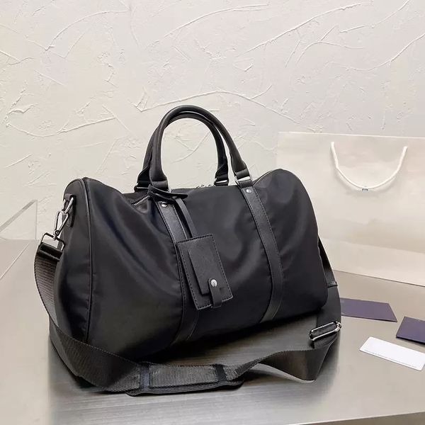 travel bag fashion large-capacity gym bags luxury designer wear-resistant and durable handbag cross-body totes
travel bag fashion large-capacity gym bags luxury designer wear-resistant and durable handbag cross-body totes