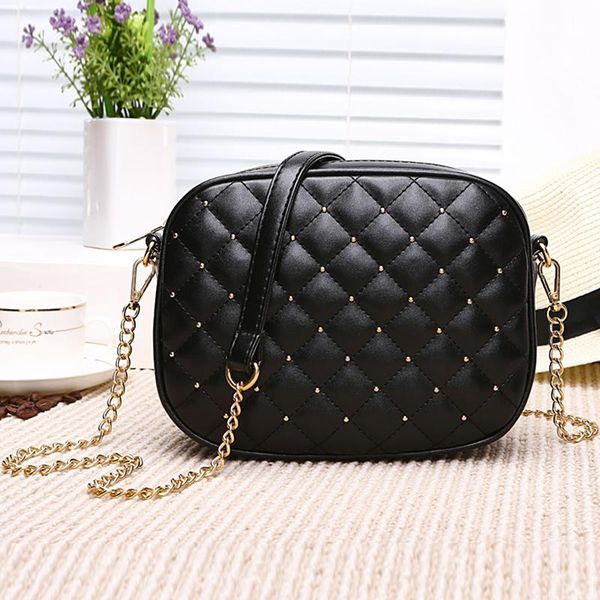 2020 new women messenger bags brand designer shoulder bags rivet chain strap crossbody for women bolas feminina
2020 new women messenger bags brand designer shoulder bags rivet chain strap crossbody for women bolas feminina