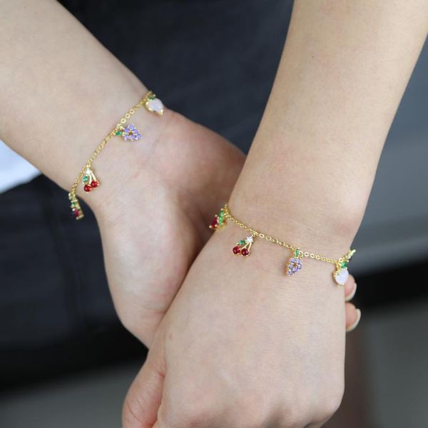 2021 new gold plated crystal zircon cherry grape fruit charm brecelets 15+4cm for women korean fashion jewelry chain bracelet, Golden;silver
2021 new gold plated crystal zircon cherry grape fruit charm brecelets 15+4cm for women korean fashion jewelry chain bracelet, Golden;silver