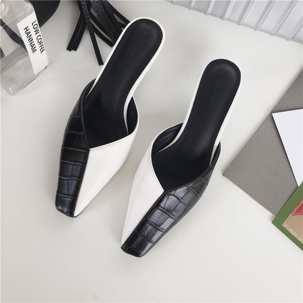 2020 spring summer slippers snake printed small square toe mid heels mixed color fashion outside slippers mules shoes woman 39 x1020, Black
2020 spring summer slippers snake printed small square toe mid heels mixed color fashion outside slippers mules shoes woman 39 x1020, Black