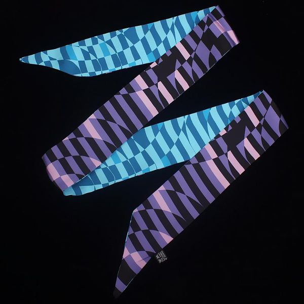 scarves 120cm * 5cm geometric striped rhombus tie bag handle silk scarf small ribbon neckerchief, Blue;gray
scarves 120cm * 5cm geometric striped rhombus tie bag handle silk scarf small ribbon neckerchief, Blue;gray