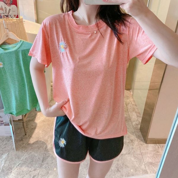 daisy quick-drying clothes set 2020 summer t-shirt casual wear new women's yoga sports t-shirt shorts two-piece casual wear xe4ml, Gray
daisy quick-drying clothes set 2020 summer t-shirt casual wear new women's yoga sports t-shirt shorts two-piece casual wear xe4ml, Gray
