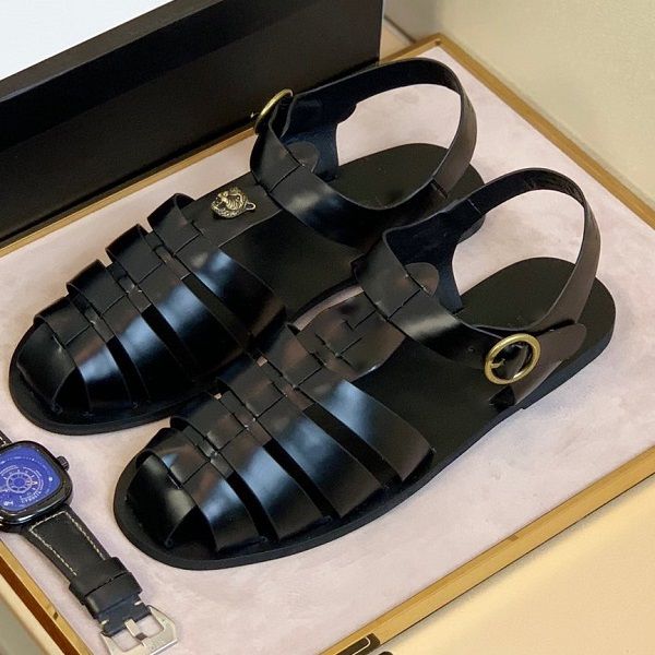 brand men cow leather sandalssummer cool fashion golden lion buckle beach slippers metal rivets flat gladiator horsebit sandals3, Black
brand men cow leather sandalssummer cool fashion golden lion buckle beach slippers metal rivets flat gladiator horsebit sandals3, Black