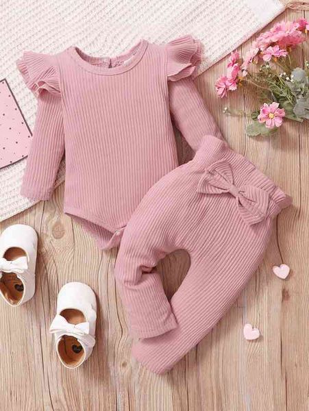 baby ruffle trim bodysuit & bow front pants she, Blue
baby ruffle trim bodysuit & bow front pants she, Blue