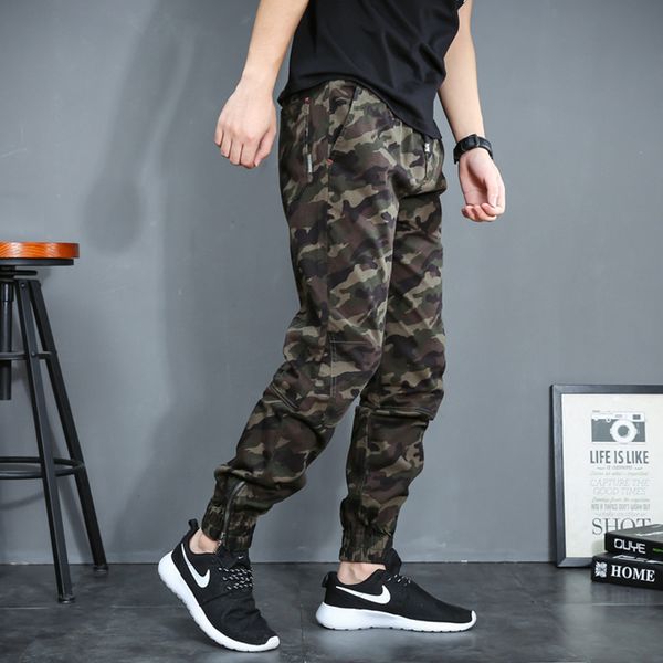 2021 new fashion streetwear jeans loose fit camouflage military harem hombre slack bottom cargo hip hop joggers pants men 8els, Blue
2021 new fashion streetwear jeans loose fit camouflage military harem hombre slack bottom cargo hip hop joggers pants men 8els, Blue