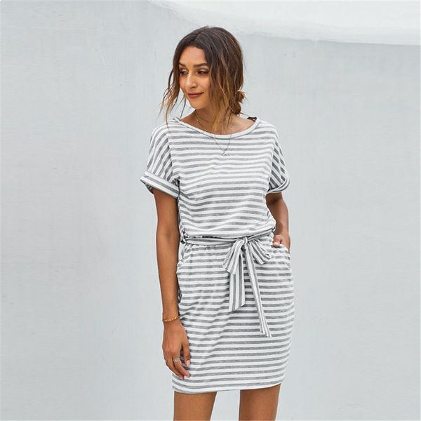 2021 new the new swan around neck short sleeve high waist loop up to knee black and white striped length female shirt xonl, Black;gray
2021 new the new swan around neck short sleeve high waist loop up to knee black and white striped length female shirt xonl, Black;gray