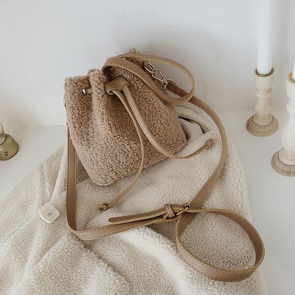 shoulder bags hairy bucket bag women's 2021 trendy fashion western style girls all-match handbags out messenger
shoulder bags hairy bucket bag women's 2021 trendy fashion western style girls all-match handbags out messenger