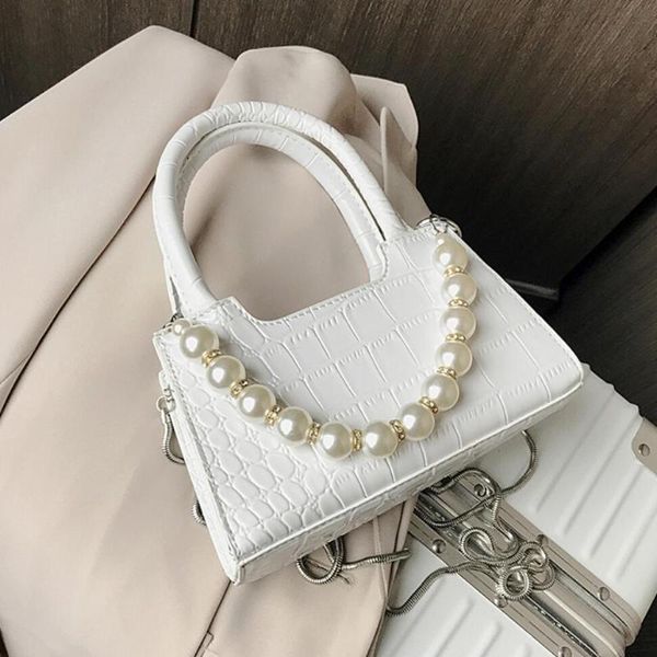 shoulder bags crocodile pattern pearl tote bag 2021 fashion pu leather women's designer handbag small messenger
shoulder bags crocodile pattern pearl tote bag 2021 fashion pu leather women's designer handbag small messenger