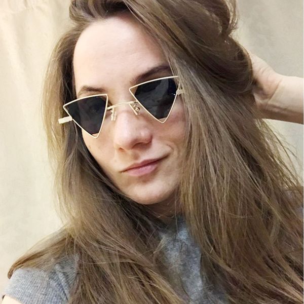 version of triangle small frame sunglasses hollow design punk metal style, White;black
version of triangle small frame sunglasses hollow design punk metal style, White;black