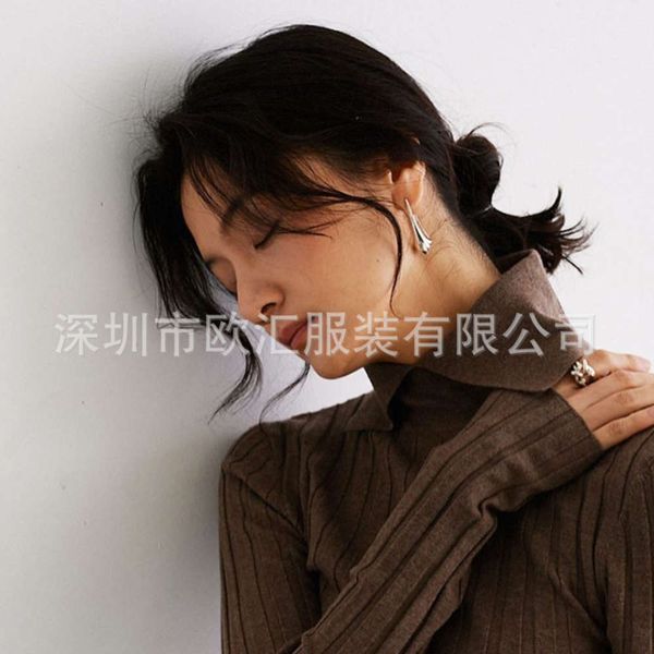 avil slim stand collar rib lisa same cashmere silk blend bottom coat, White;black
avil slim stand collar rib lisa same cashmere silk blend bottom coat, White;black