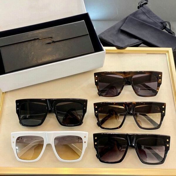 2021 men fashion new style luxury designer brand women vintage big square candy color sunglasses with box, White;black
2021 men fashion new style luxury designer brand women vintage big square candy color sunglasses with box, White;black