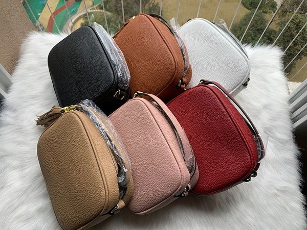 fashion designers luxury women handbags famous gold chain shoulder bags crossbody soho bag disco shoulder bag purse wallet 21cm
fashion designers luxury women handbags famous gold chain shoulder bags crossbody soho bag disco shoulder bag purse wallet 21cm