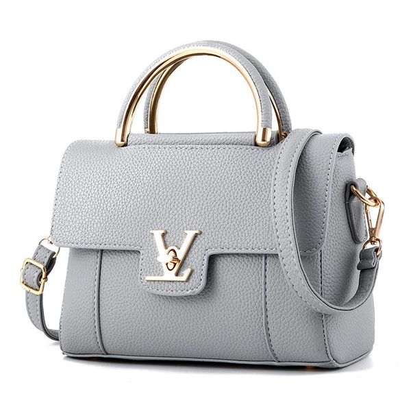 2020 flap v women's luxury leather clutch bag ladies handbags brand women messenger bags sac a main femme famous tote bag 
2020 flap v women's luxury leather clutch bag ladies handbags brand women messenger bags sac a main femme famous tote bag