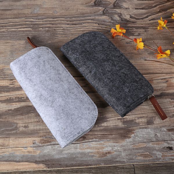 towel fabric terry or felt simple felt stationery pencil case stationery storage bag zipper stationery pencil case box student m180015, Blue;pink
towel fabric terry or felt simple felt stationery pencil case stationery storage bag zipper stationery pencil case box student m180015, Blue;pink