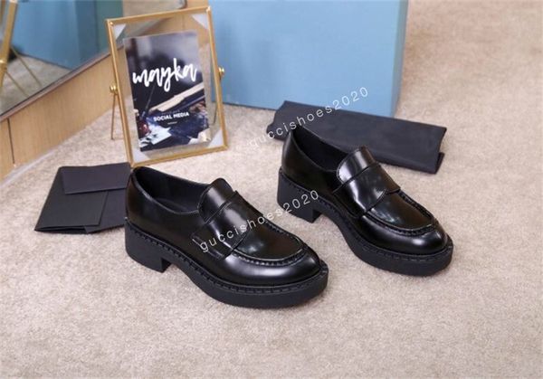 2022 women sneakers casual shoes for real leather thick heel camouflage star pattern lace up flat shoe for leisure sport runway size35-40, Black;red
2022 women sneakers casual shoes for real leather thick heel camouflage star pattern lace up flat shoe for leisure sport runway size35-40, Black;red
