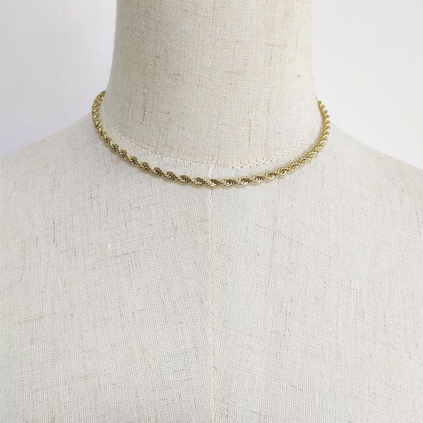 simple classic stainless steel snake chain 2/4 / 6mm wide gold-color twist necklace for women men collar minimalista jewelry1, Golden;silver
simple classic stainless steel snake chain 2/4 / 6mm wide gold-color twist necklace for women men collar minimalista jewelry1, Golden;silver