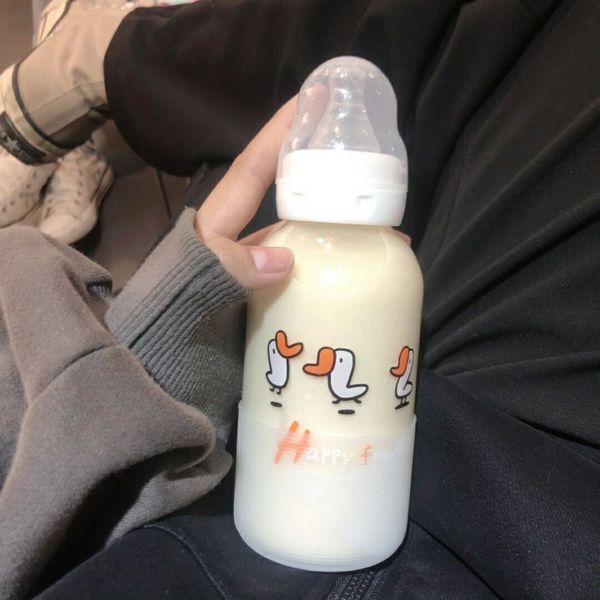 2020 bottle student girl net red lying down drinking big baby sippy glass cute small water cup
2020 bottle student girl net red lying down drinking big baby sippy glass cute small water cup