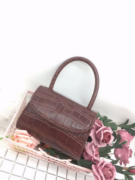 fashion women cloud bag genuine leather famous desinger brand the pouch soft calfskin ladies large clutch handbag
fashion women cloud bag genuine leather famous desinger brand the pouch soft calfskin ladies large clutch handbag