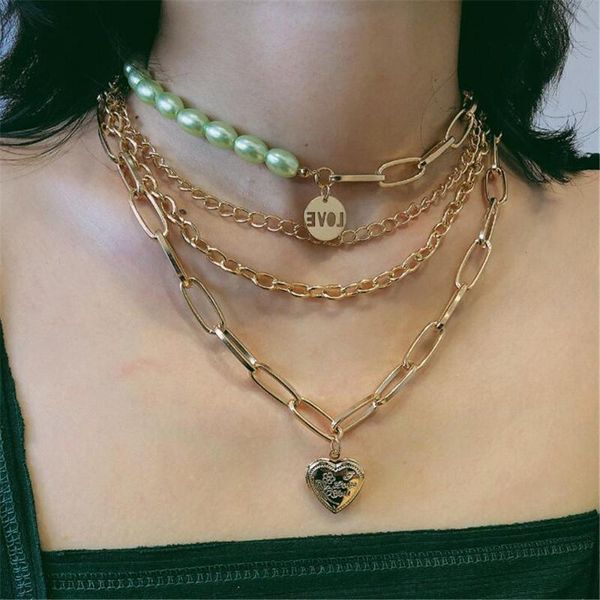 dizi vintage multi слой имитация жемчужина толстые цепи ожерелья сердца буквы кулон choker ожерелья женщин 2020 новый ювелирные изделия, Golden;silver
dizi vintage multi слой имитация жемчужина толстые цепи ожерелья сердца буквы кулон choker ожерелья женщин 2020 новый ювелирные изделия, Golden;silver