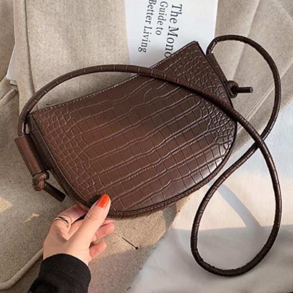 alligator pattern design pu leather women shoulder bag 2021 winter women's crossbody bag saddle bags and purses
alligator pattern design pu leather women shoulder bag 2021 winter women's crossbody bag saddle bags and purses