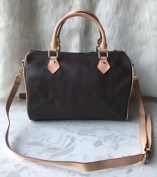 designer handbags purses classic fashion women messenger bag shoulder bags lady totes handbags 35cm with shoulder strap dust bag
designer handbags purses classic fashion women messenger bag shoulder bags lady totes handbags 35cm with shoulder strap dust bag