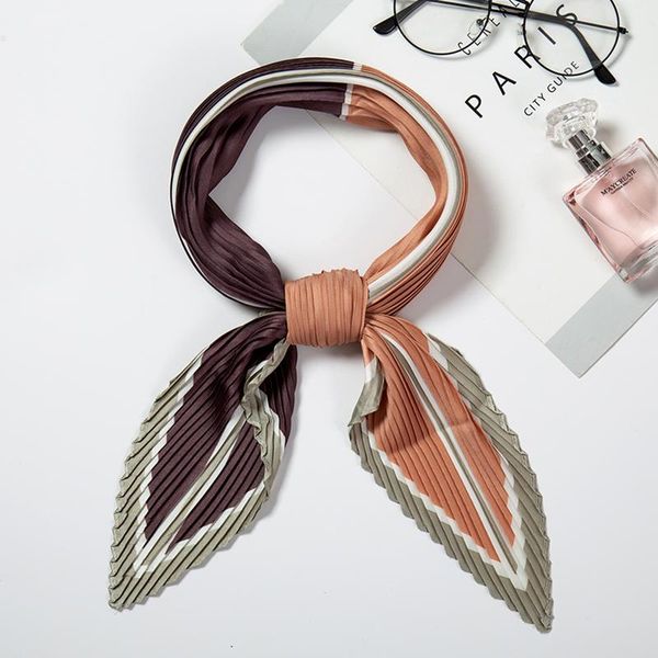 2020 designer women crinkle scarf square silk pleated neck scarves female elegant hair band lady foulard neckerchief, Blue;gray
2020 designer women crinkle scarf square silk pleated neck scarves female elegant hair band lady foulard neckerchief, Blue;gray
